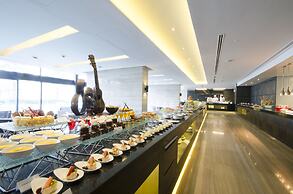 Holiday Inn Bangkok Sukhumvit by IHG