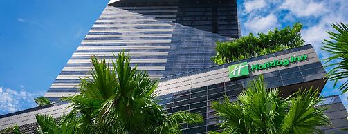 Holiday Inn Bangkok Sukhumvit by IHG
