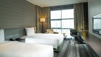 Holiday Inn Bangkok Sukhumvit by IHG