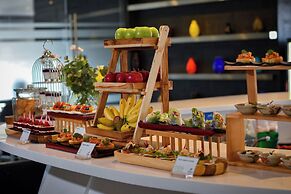 Holiday Inn Bangkok Sukhumvit by IHG