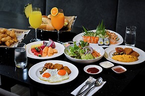 Holiday Inn Bangkok Sukhumvit by IHG