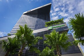 Holiday Inn Bangkok Sukhumvit by IHG