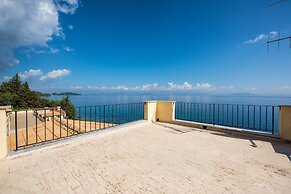 Litharia Apartments Corfu by Checkin