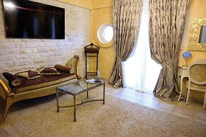 Achtis Boutique Hotel