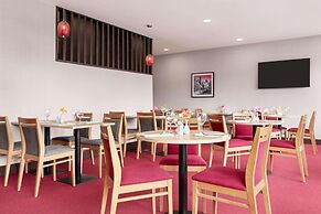 Ramada by Wyndham Cobham
