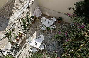 Hotel Omiros