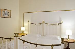 Hotel Omiros