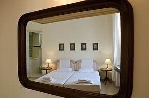 Hotel Omiros