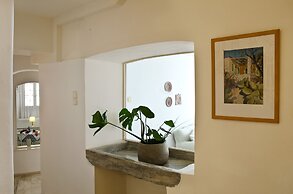 Hotel Omiros