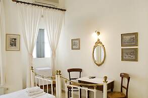 Hotel Omiros