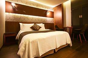 Karak Tourist Hotel
