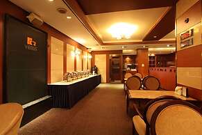 Karak Tourist Hotel