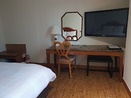 Karak Tourist Hotel