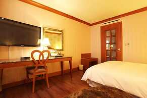 Karak Tourist Hotel