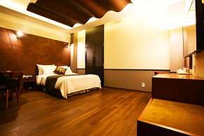 Karak Tourist Hotel