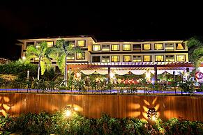 Hotel Tropika