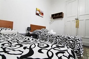 Hostal Helena 2