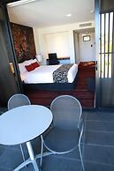 Mantra Gladstone