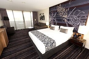 Mantra Gladstone