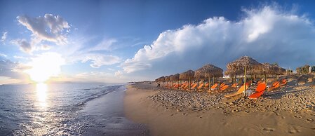 Plaza Beach Hotel
