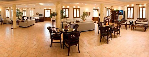 Plaza Beach Hotel