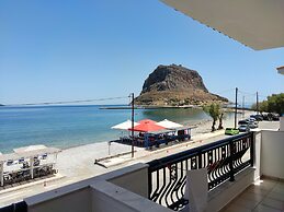 Filoxenia Hotel