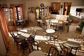 Filoxenia Hotel