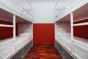 Feel Hostels City Center