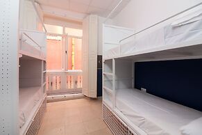 Feel Hostels City Center