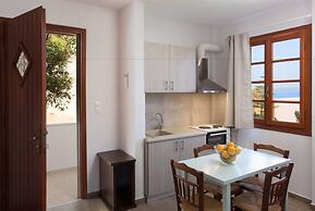 Venetia Apartments