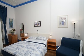 Olympia Hotel