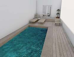 Sarantis Hotel