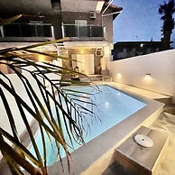 Sarantis Hotel