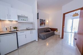 Sarantis Hotel