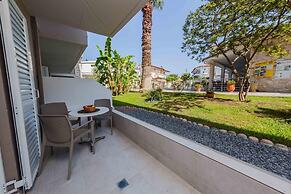 Sarantis Hotel