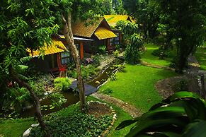 Areeya Phuree Resort