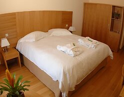 Valis Resort