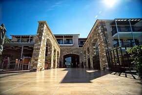 Valis Resort