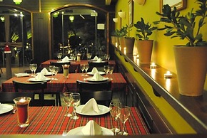 Valis Resort