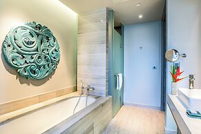 Pullman Phuket Arcadia Naithon Beach