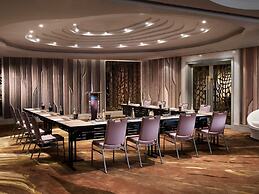 Pullman Phuket Arcadia Naithon Beach