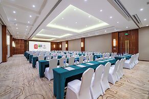 Holiday Inn Resort Chaohu Hot Spring by IHG