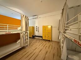QUO Milano - Hostel
