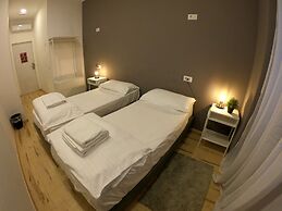 QUO Milano - Hostel