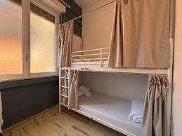 QUO Milano - Hostel