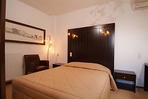 Taxiarches Hotel