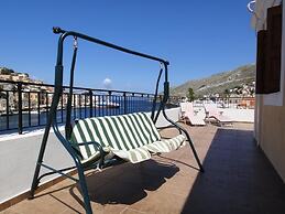 Captain's Suites