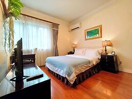 Ladoll Service Apartment