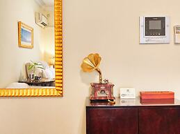Ladoll Service Apartment