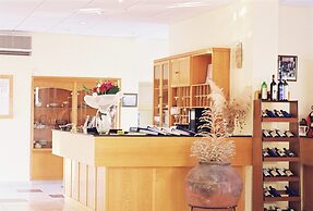 Tavros Hotel Apartments